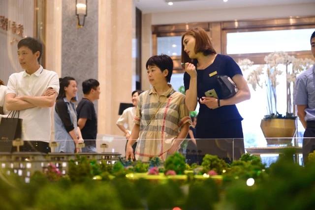 �����Ϻ���´��Ŀѡ���Ŀͻ�